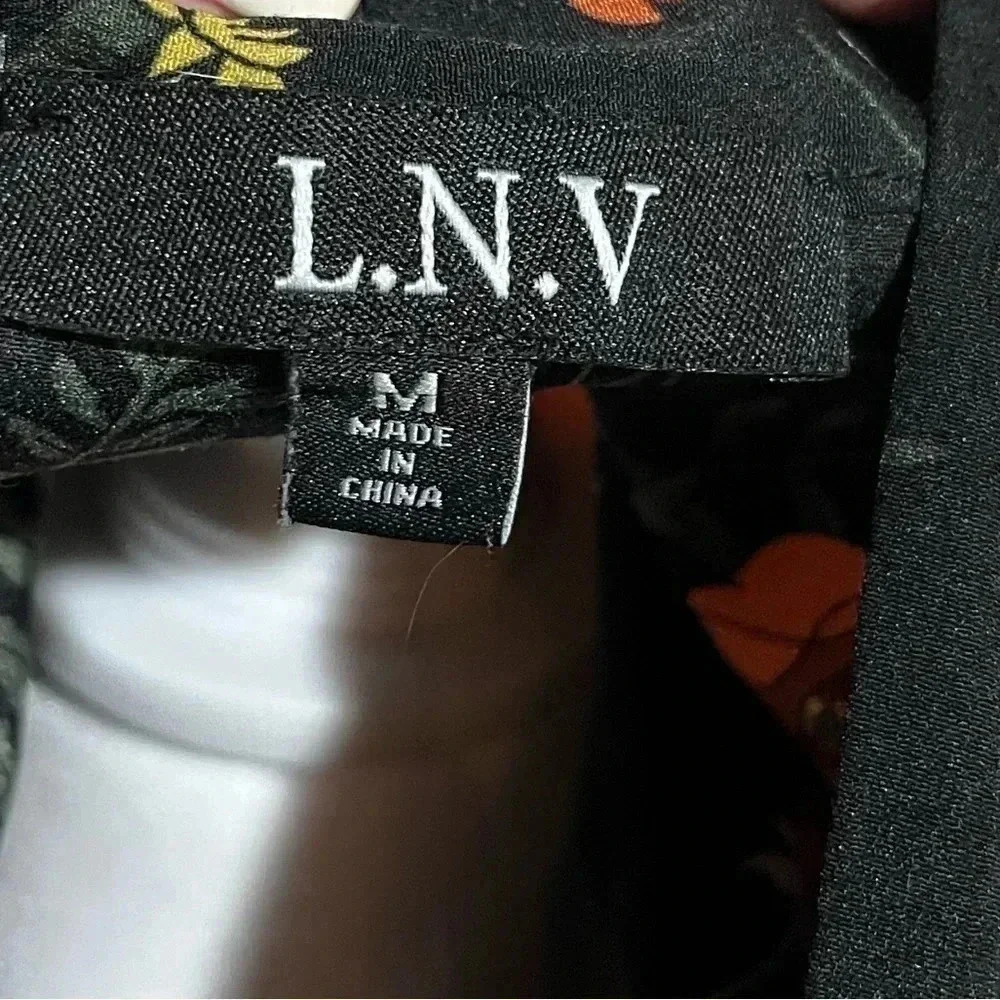 L.N.V black floral long sleeve top medium - Picture 6 of 10